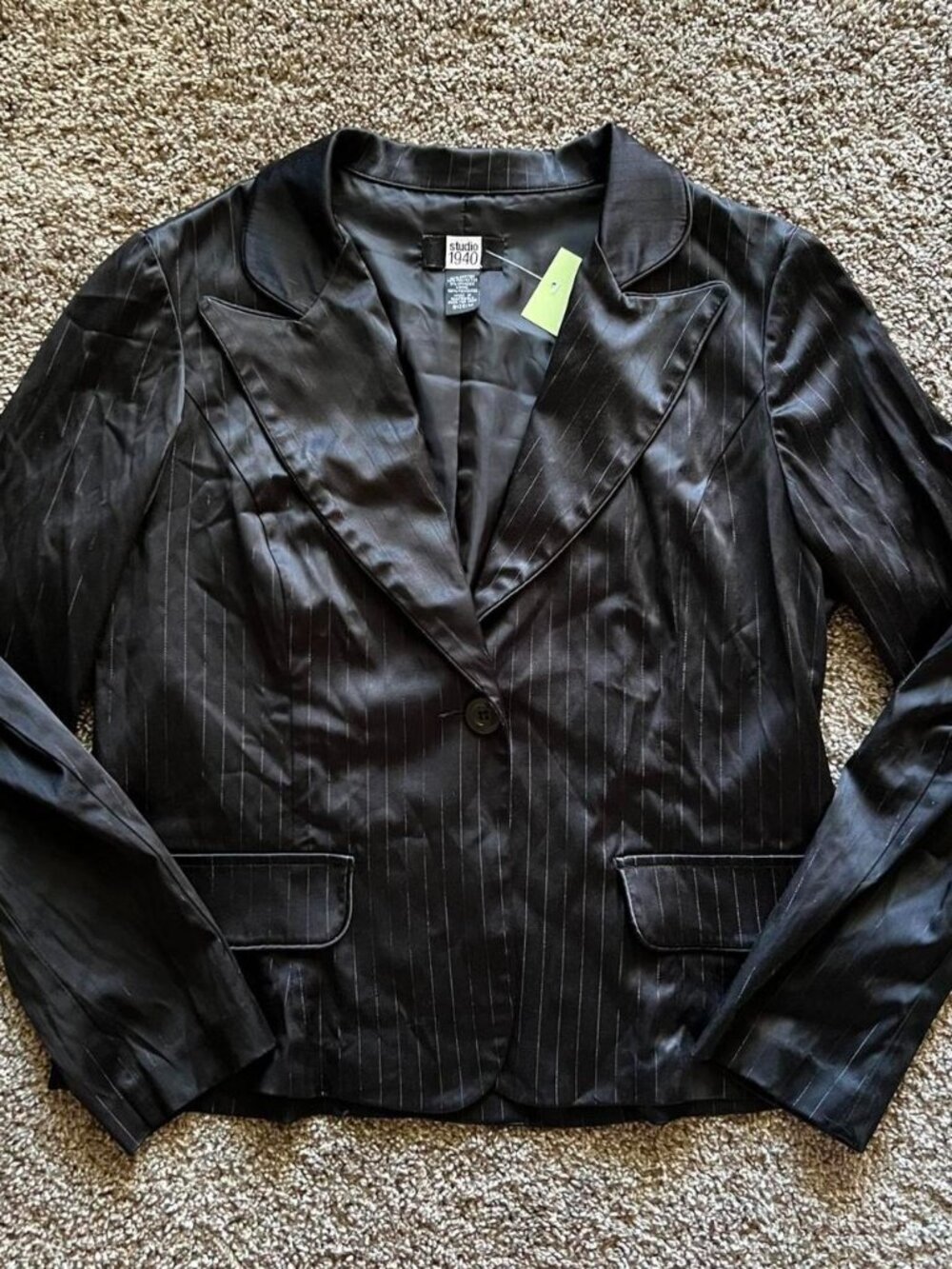 Studio 1940 Women's Black Satin Blazer